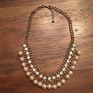 Rose gold pearl necklace